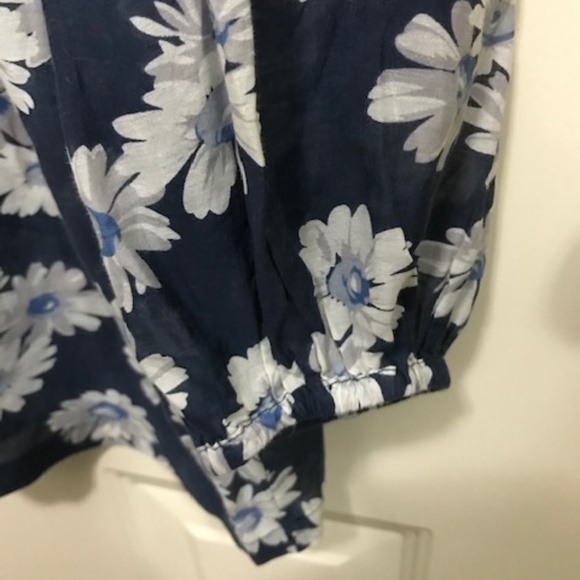 Edme and Esyllte blouse - Picture 2 of 4